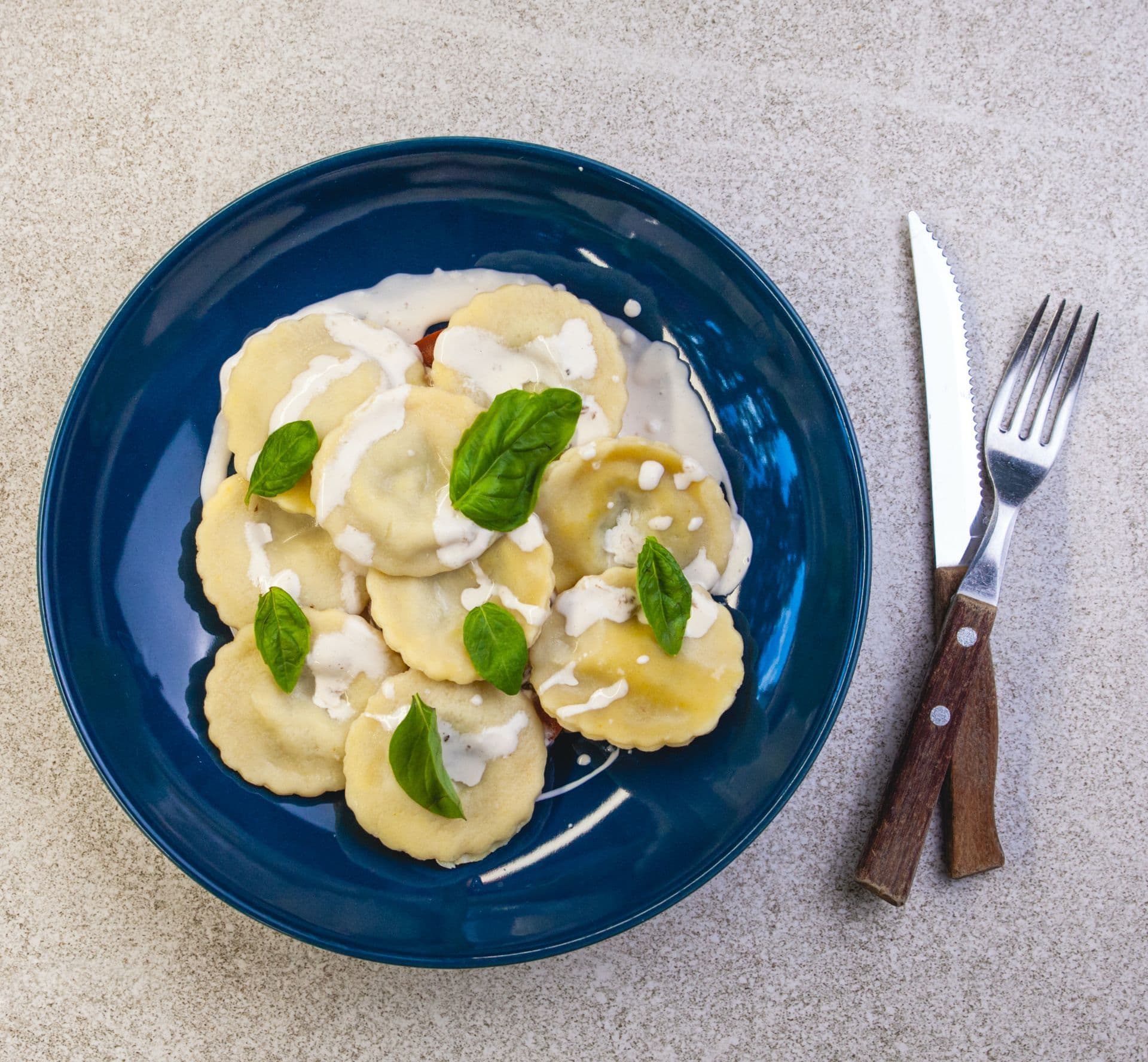 Agnolotti con ripieno liquido di Parmigiano Reggiano