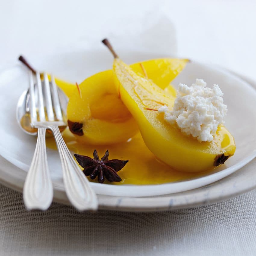 Pere dolci allo zafferano con Parmigiano Reggiano e ricotta