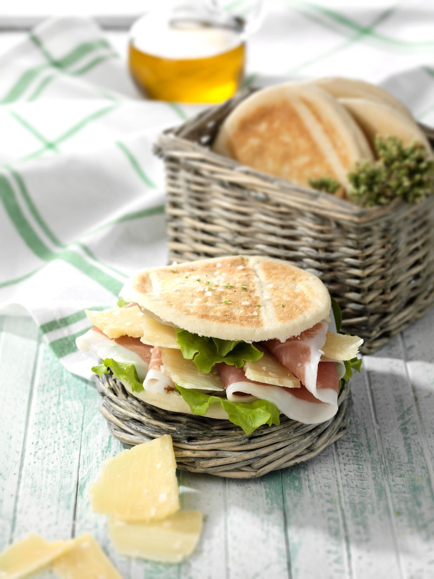 Tigelle al Parmigiano Reggiano